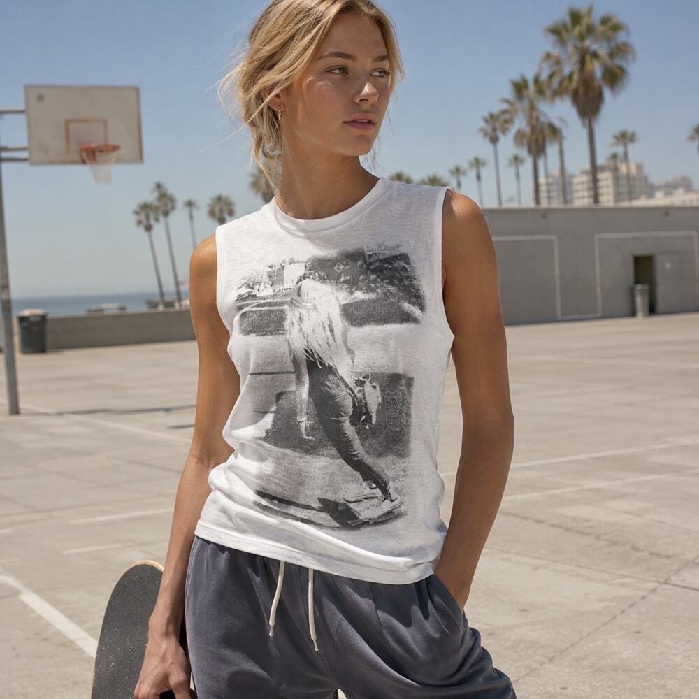DELIA*S Woman's 2000's Y2K Skater Girl White Crew Neck Muscle Tee Tunic Tank S